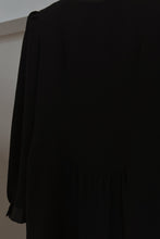 1980's SAKS FIFTH AVENUE PUFF SLEEVE ROSE NECK EVENING DRESS | SIZE M