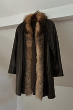 1980's CHOCOLATE LEATHER + FUR TRIM COAT | SIZE M/L