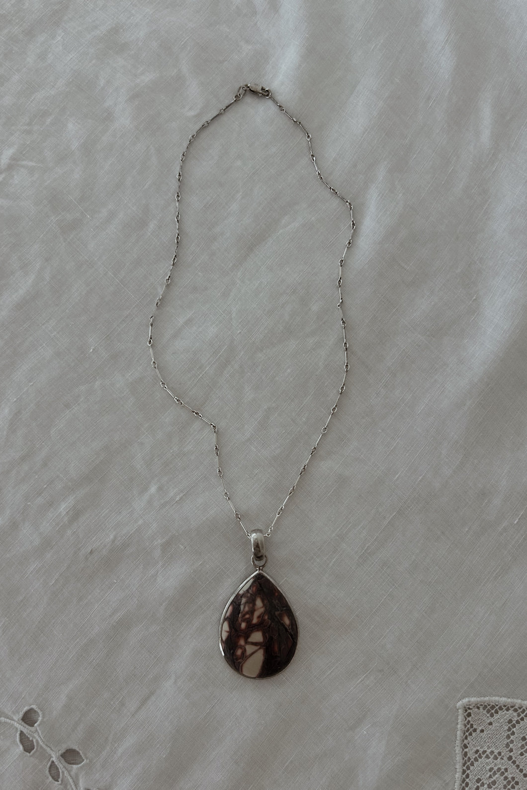 1990's CHUNKY STERLING + JASPER PENDANT ON STERLING LINK CHAIN
