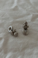 1990's MONET SILVER PLATE LOOP CLIP ONS