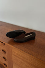 1990's TWO TONE CHOCOLATE LEATHER + SUEDE LOAFERS | SIZE 6