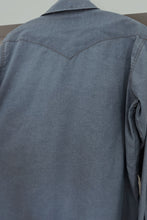 1980's WRANGLER CHAMBRAY WESTERN SNAP BUTTON SHIRT | SIZE M