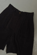 1990's PURE LINEN NAVY PLEATED TROUSER SHORTS | SIZE 26/27