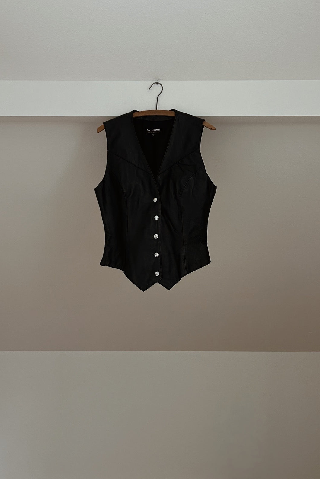 1990's WILSONS BLACK BUTTERY LEATHER VEST | SIZE S/M