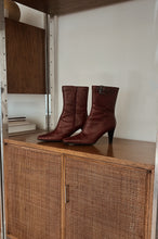 Y2K OXBLOOD STITCHED LEATHER HEELED BOOTS | SIZE 7