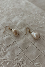 1980's HAND CRAFTED FRESH WATER PEARL DROP EARRINGS