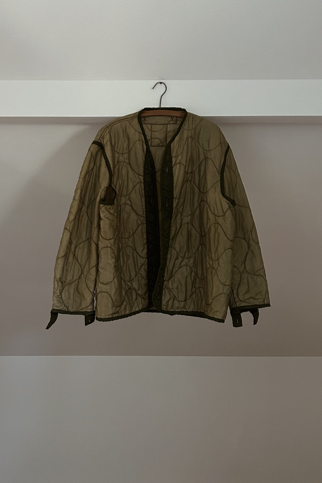 1970's M-65 OLIVE QUILTED FIELD LINER | SIZE L