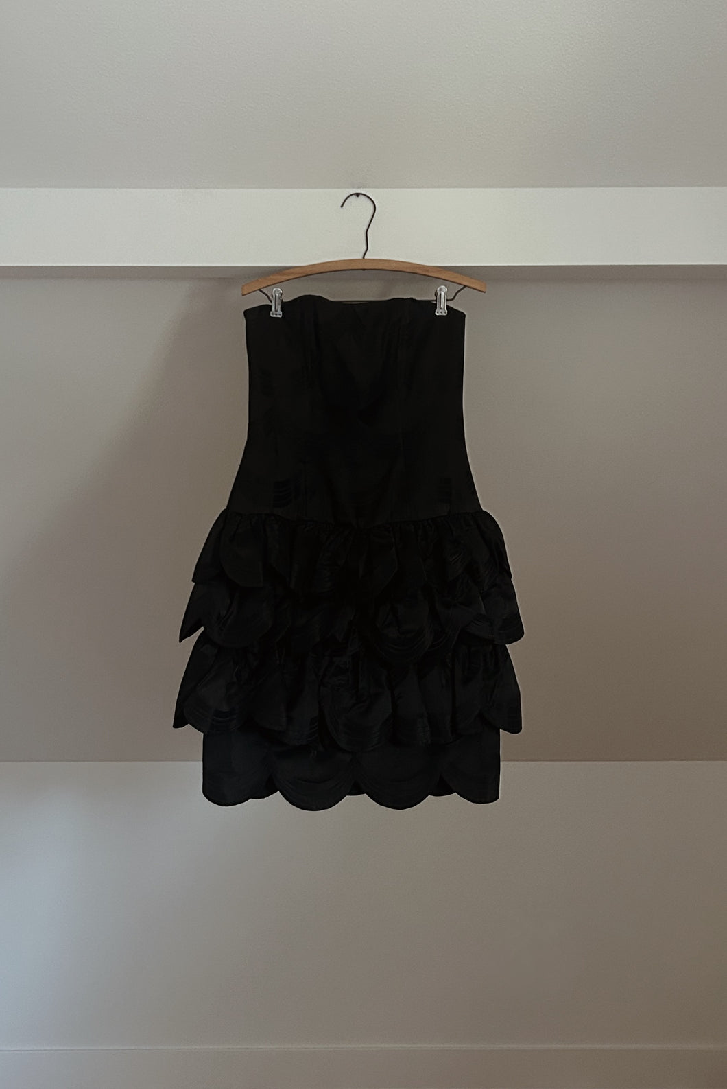 1980's VICTOR COSTA BLACK SATIN TIERED STRAPLESS DRESS | SIZE S