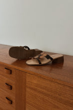 1990's PATCHED LEATHER HEELED SANDALS | SIZE 9.5