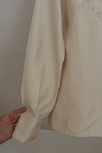 1950's PURE SILK EMBROIDERED BLOUSE | SIZE S/M