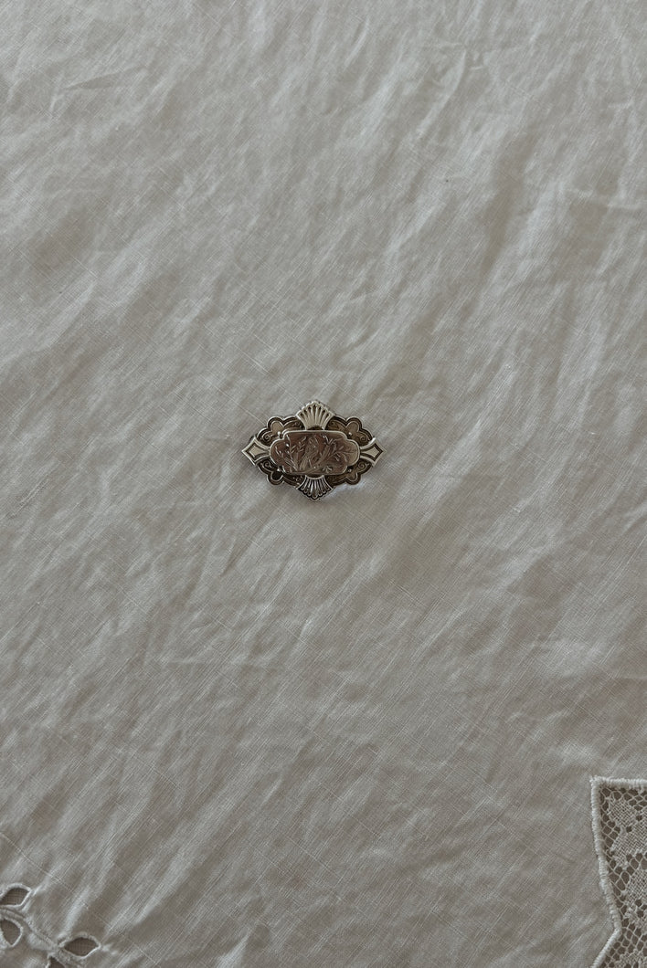 1900's RARE ETCHED STERLING SILVER BIRD BROOCH