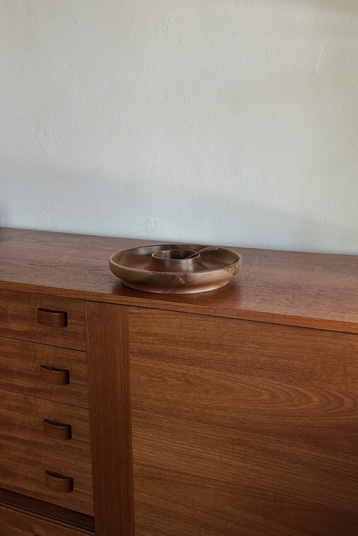MID CENTURY MYRTLEWOOD SERVING BOWL