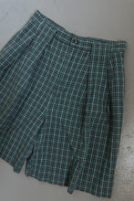 1980's PARIS SPORT PLAID COTTON PLEATED TROUSER SHORTS | SIZE 28