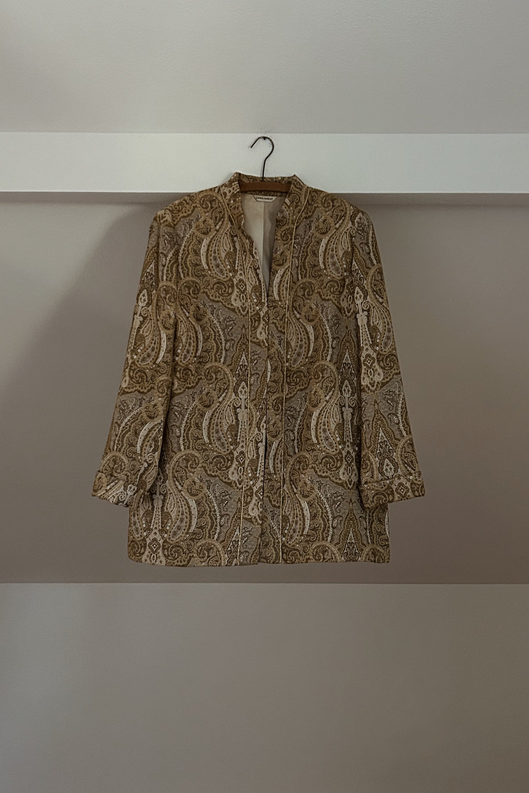1990's LAURA ASHLEY GOLD BROCADE JACKET | SIZE M/L