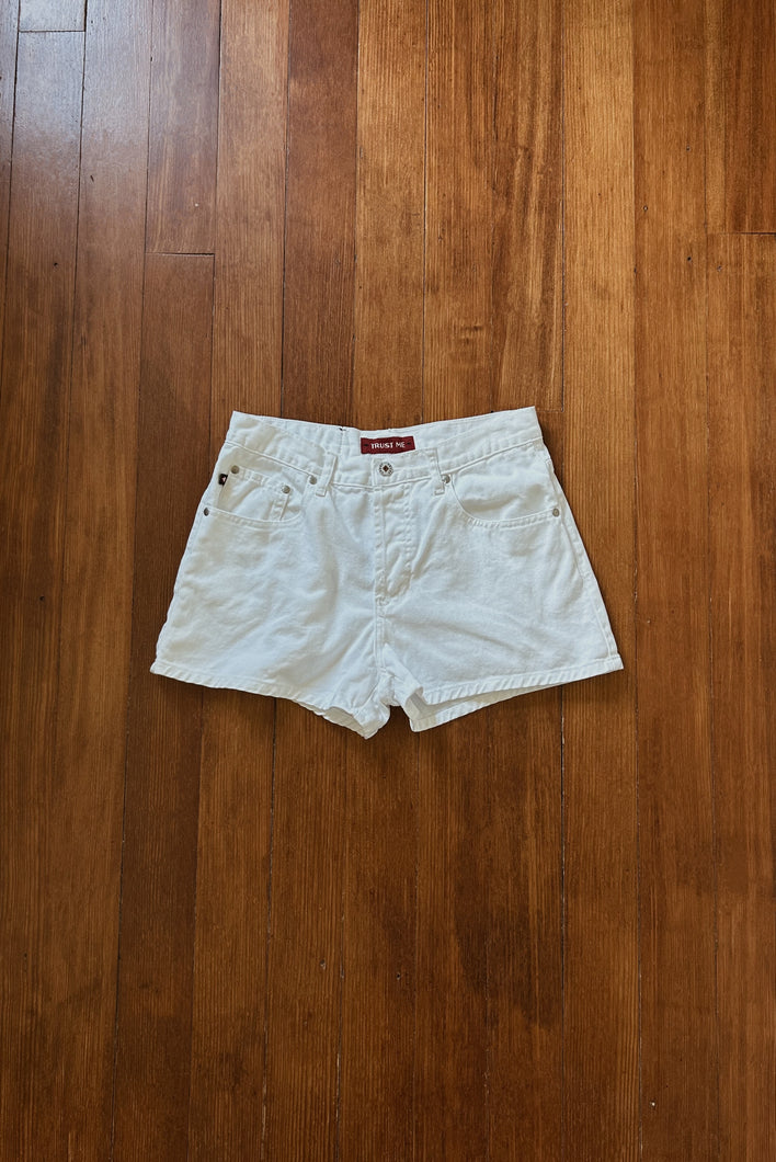 1990's CLASSIC WHITE DENIM SHORTS | SIZE 28