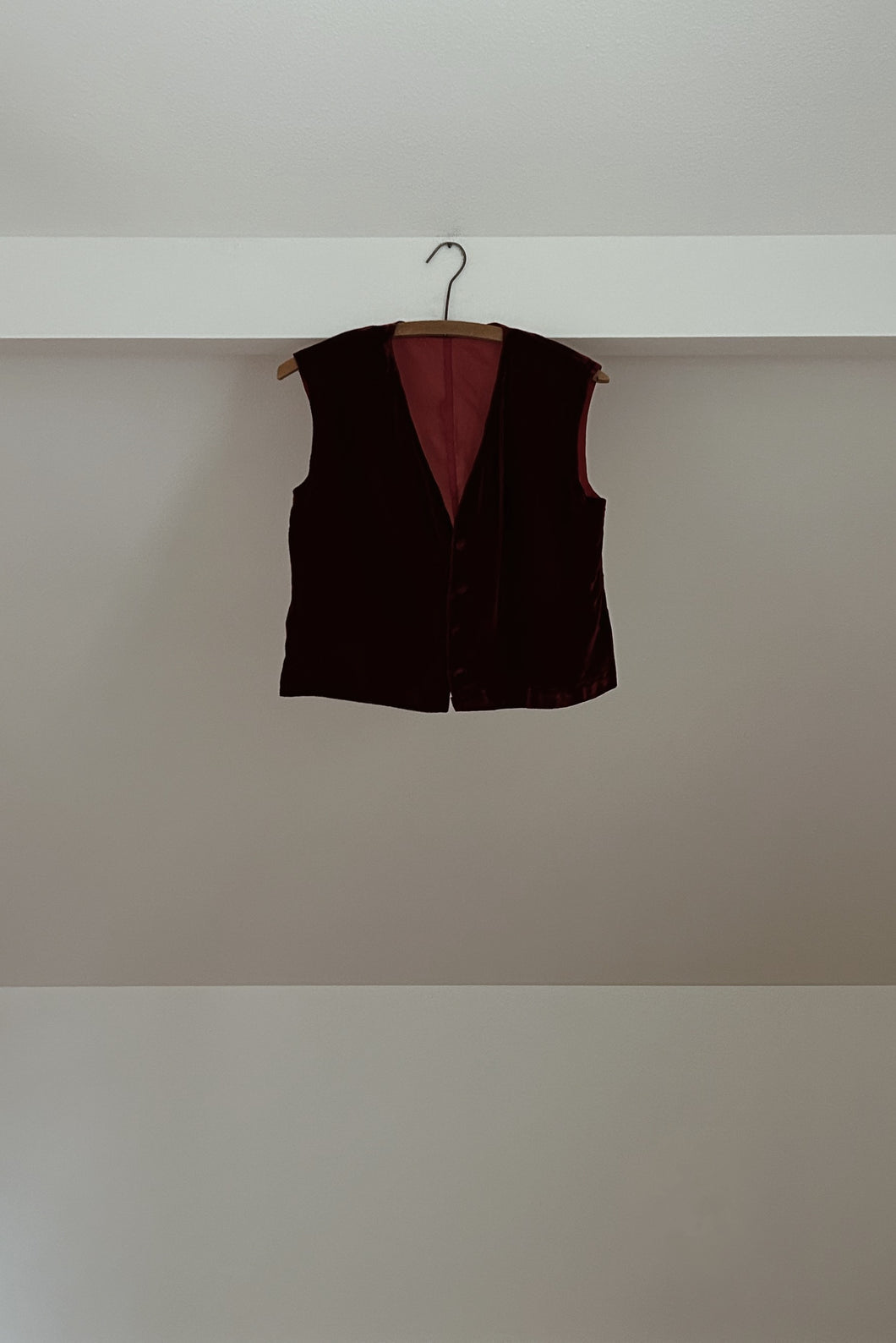 1970's BURGUNDY VELVET WAISTCOAT TANK | SIZE S