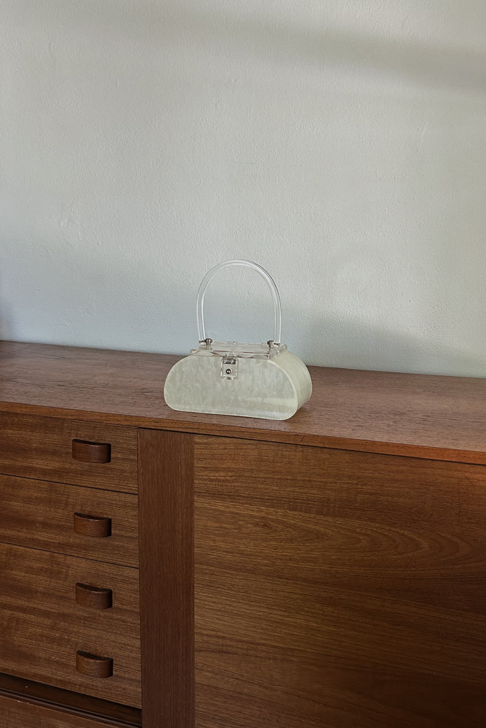 1950's CLEAR LUCITE BOX BAG