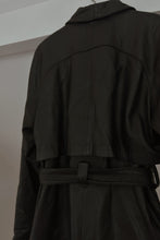 1990's WILSONS CLASSIC BLACK LEATHER TRENCH JACKET | SIZE S/M