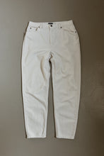 1990's CLAIBORNE CLASSIC WHITE STOVEPIPE DENIM | SIZE 30/31