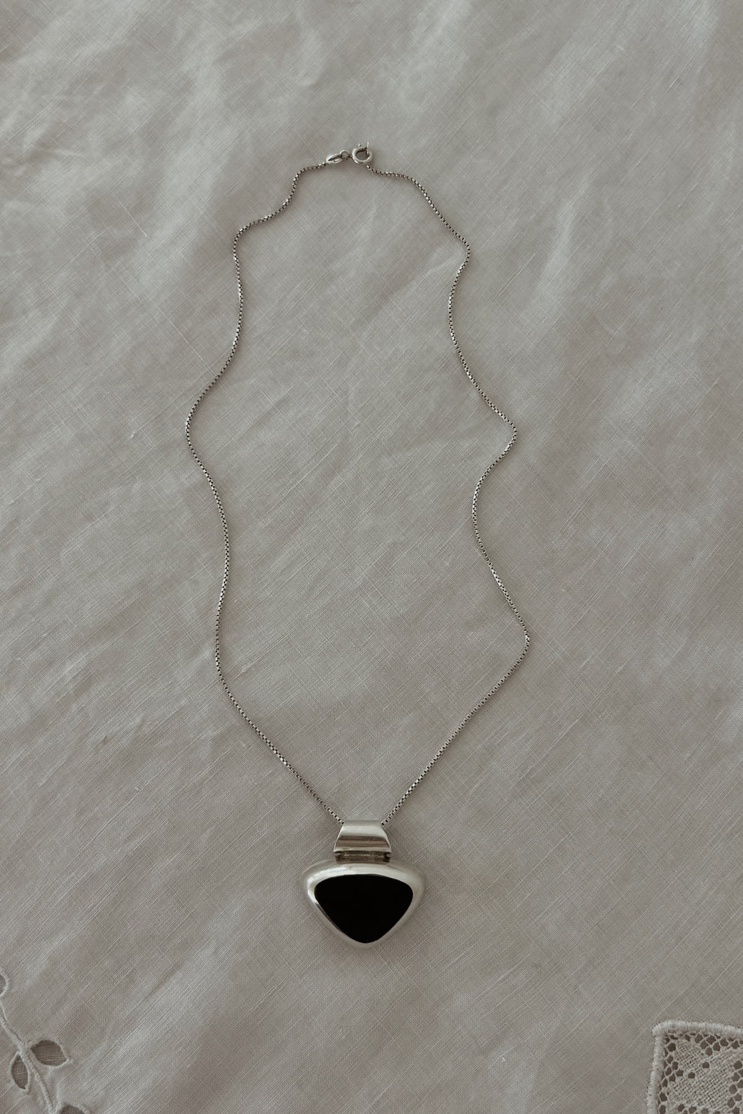 1980's CHUNKY STERLING + ONYX MODERNIST PENDANT ON STERLING CUBE CHAIN