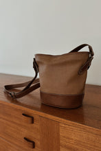 1990's ESPRIT CARAMEL FAUX LEATHER BUCKET BAG | 10" x 8"