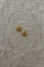 1980's AK GOLD PLATE LARGE ROPE POSTS