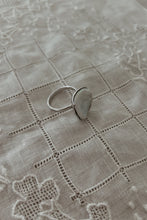 LARGE 925 STERLING SILVER + CULTURED PEARL RING | SIZE 9