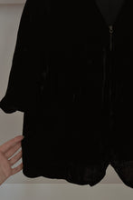 1920's RARE BLACK SILK VELVET ZIP FRONT TOP | SIZE S/M