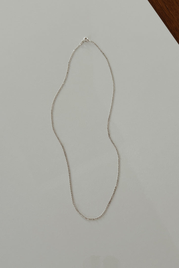 1990's DELICATE STERLING SILVER LINK CHAIN