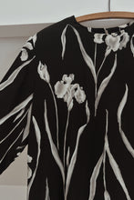 1990's / Y2K PURE SILK BLACK FLORAL BLOUSE | SIZE M
