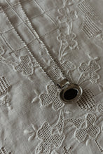 1980's ONYX + STERLING PENDANT ON 925 STERLING TWIST CHAIN