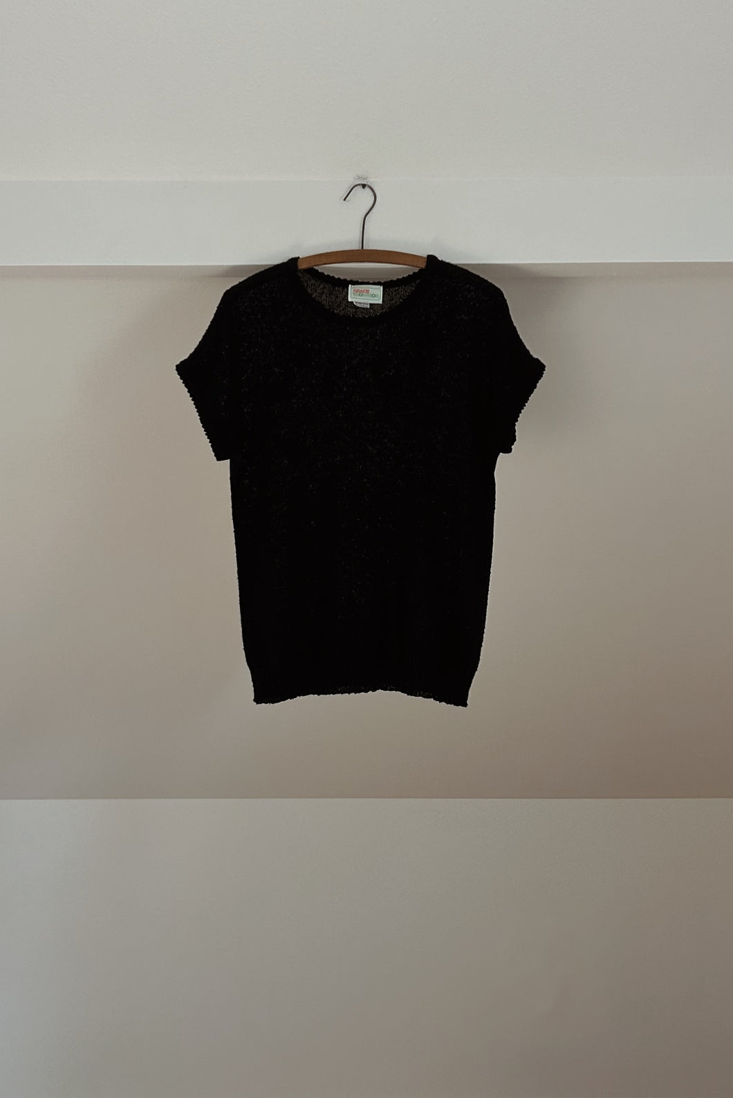 1970's BLACK GRACE THOMPSON EMBROIDERED KNIT TOP | SIZE M