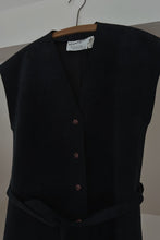 1970's NAVY BOXY ULTRASUEDE BUTTON DRESS | SIZE S