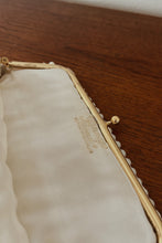 1960's PEARL KNIT CLUTCH | 9" x 5"