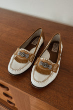 EARLY 1990's TAOS WESTERN LEATHER MOCCASINS | SIZE 7.5