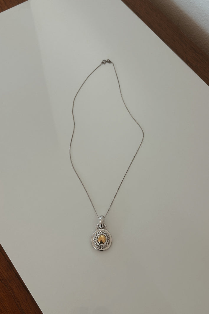 1990's MONET MIXED METAL PENDANT ON STERLING CHAIN