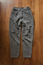 1990's CHARCOAL MOM DENIM | SIZE 27
