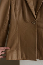 Y2K SOFT CAMEL LEATHER BLAZER | SIZE XS/S