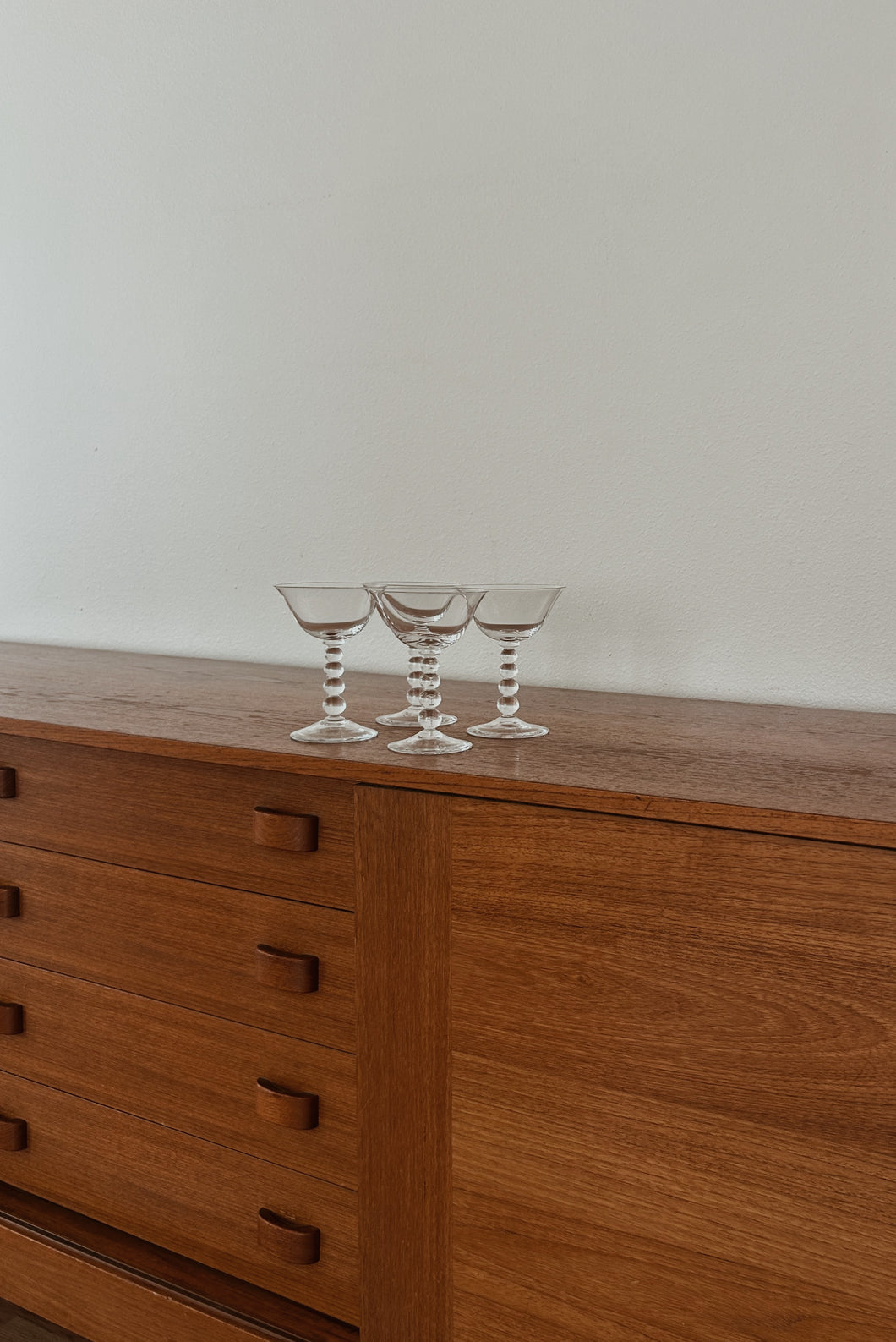 MID CENTURY CANDLEWICK CRYSTAL COUPES | SET OF FOUR