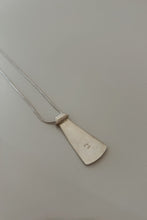 1980's HAMMERED STERLING PENDANT ON LIQUID STERLING CHAIN