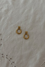 1980's MONET GOLD PLATE HINGE HOOP POSTS