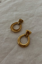 1980's MONET GOLD PLATE HINGE HOOP POSTS