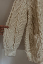 1980's HAND KNIT WOOL FISHERMAN CARDIGAN | SIZE L